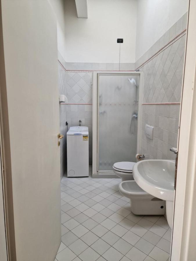 Vittoria Al Lago Lägenhet Desenzano del Garda Exteriör bild