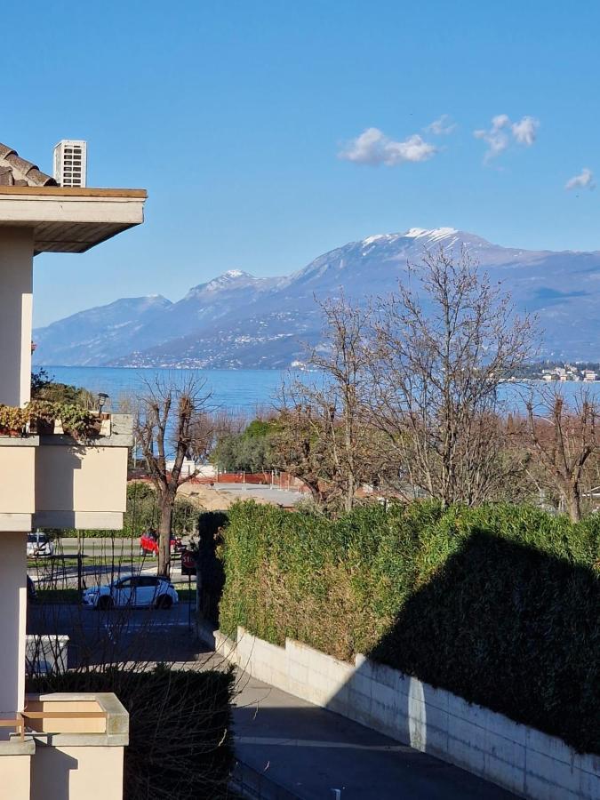Vittoria Al Lago Lägenhet Desenzano del Garda Exteriör bild