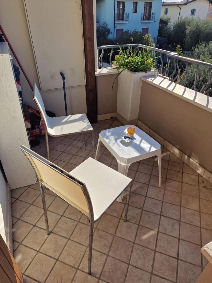 Vittoria Al Lago Lägenhet Desenzano del Garda Exteriör bild