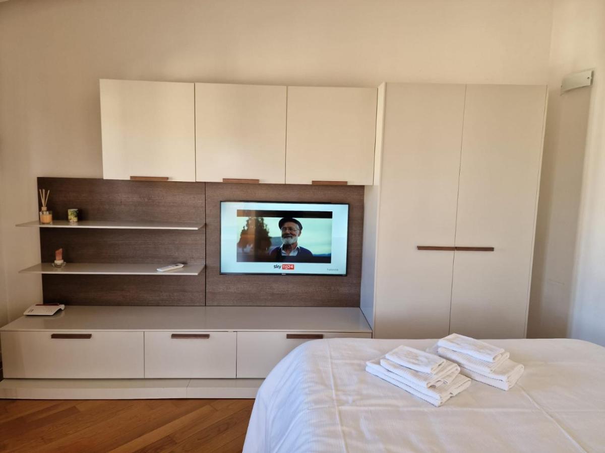 Vittoria Al Lago Lägenhet Desenzano del Garda Exteriör bild